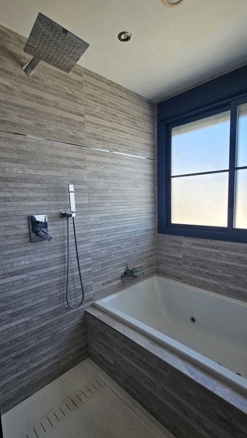 3 soveværelse Lejlighed til salg i La Alcaidesa - € 425.000 (Ref: 9701430)