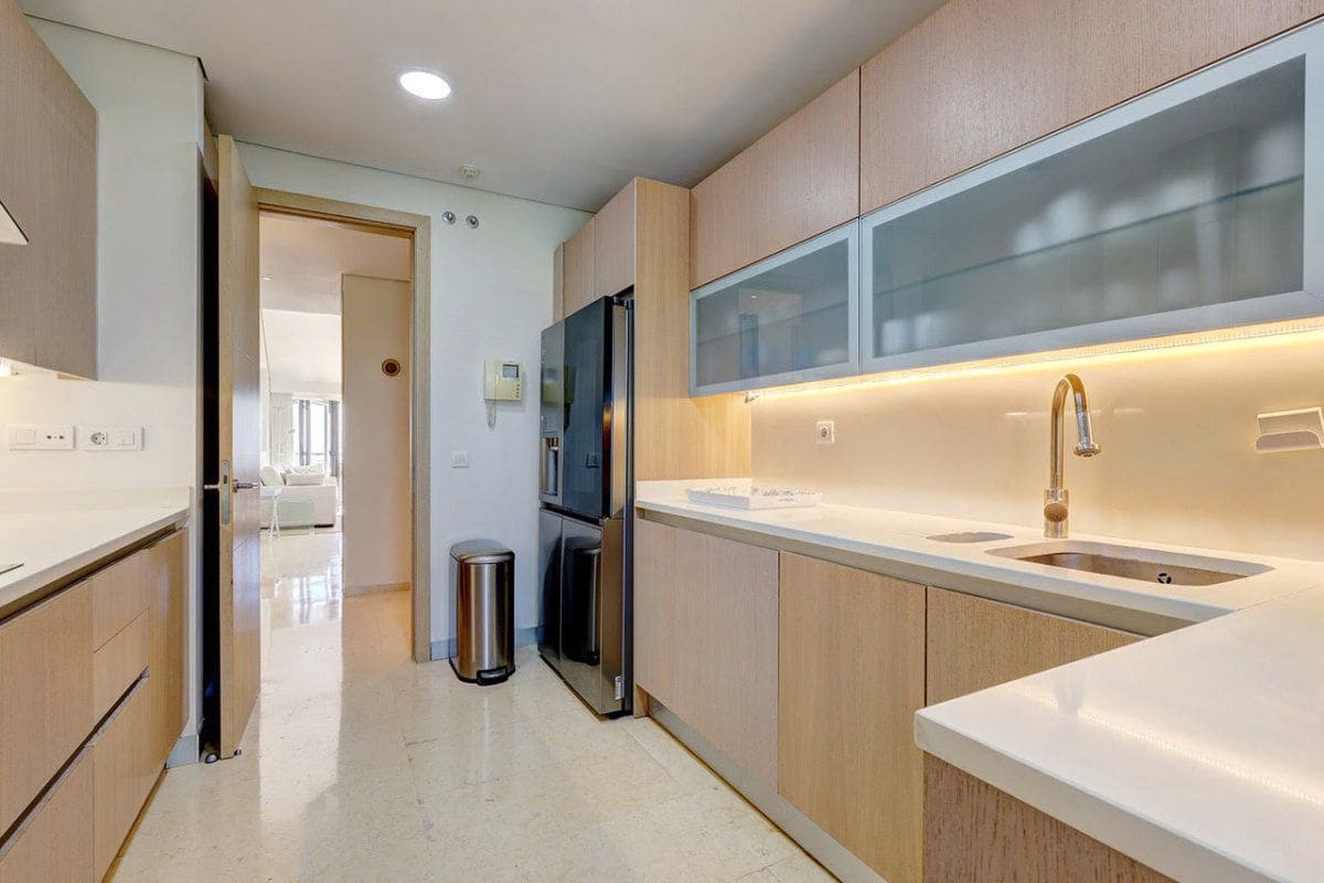 2 bedroom Apartment for rent in Sotogrande with garage - € 3,250 (Ref: 9714645)