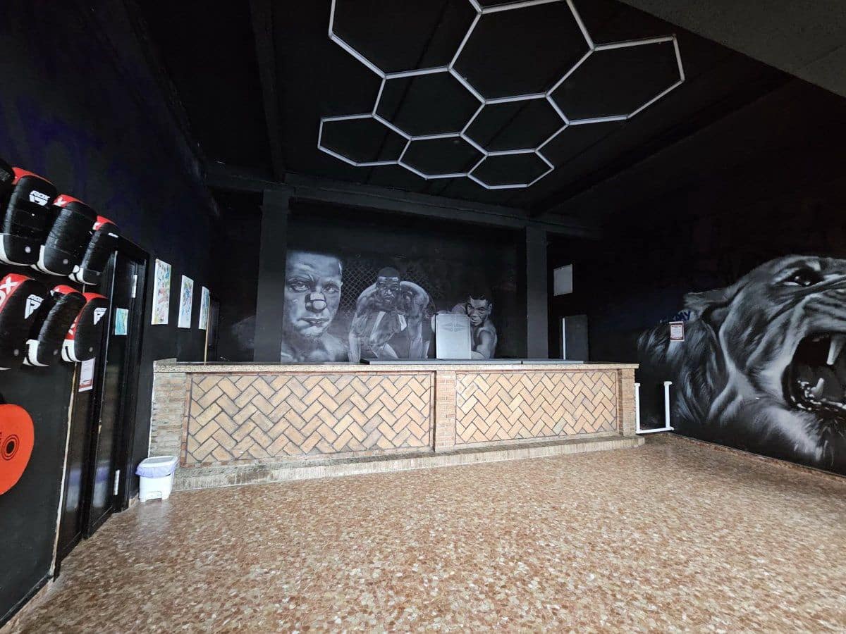 1 sovrum Kommersiell till salu i San Roque - 270 000 € (Ref: 9714646)