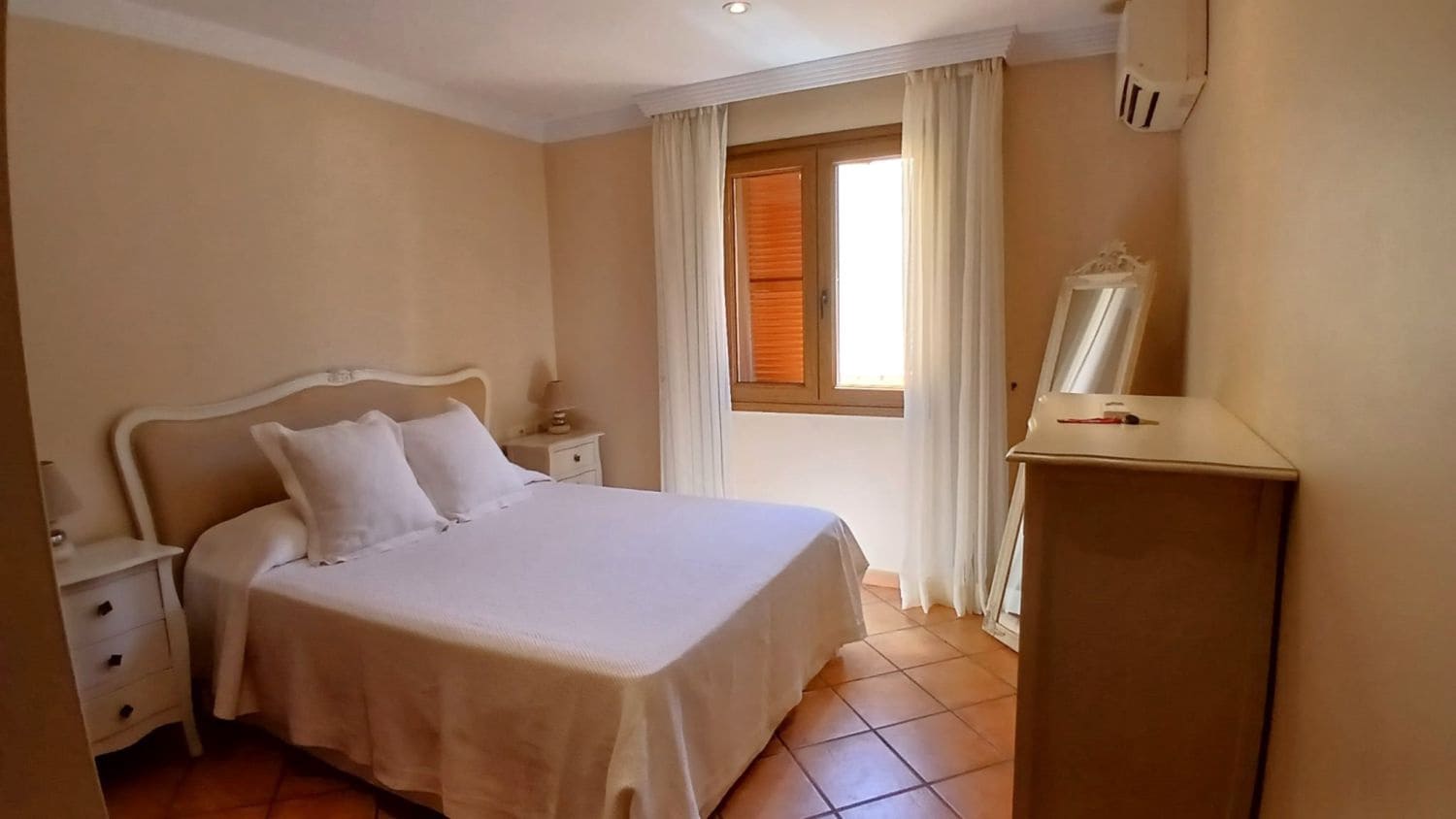 3 quarto Apartamento para arrendar em Casares - 1 300 € (Ref: 9738342)