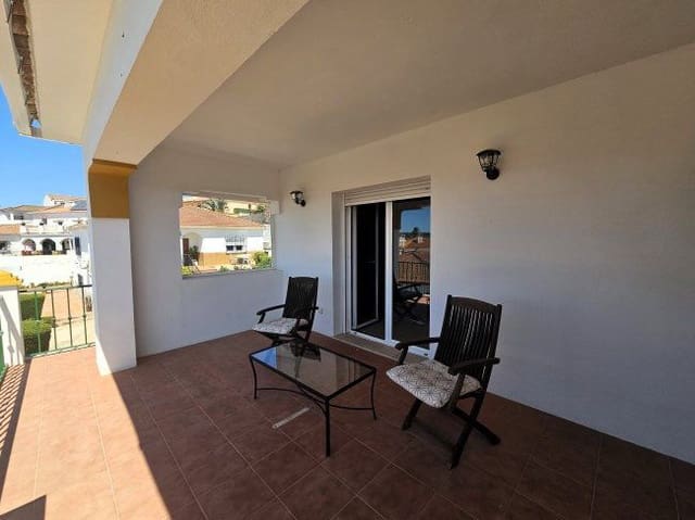 4 quarto Moradia para venda em Pueblo Nuevo de Guadiaro, San Roque - 735 000 € (Ref: 9747717)