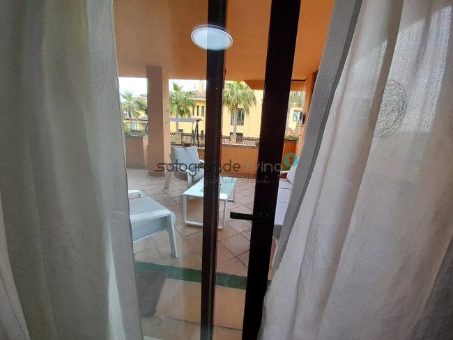 3 camera da letto Appartamento da affittare in Sotogrande - 2.100 € (Rif: 9758680)