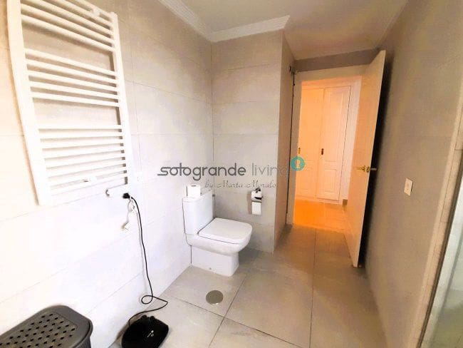 3 camera da letto Appartamento da affittare in Sotogrande - 2.100 € (Rif: 9758680)