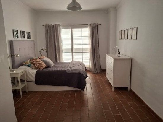 4 bedroom Villa for rent in Sotogrande - € 2,000 (Ref: 9758681)