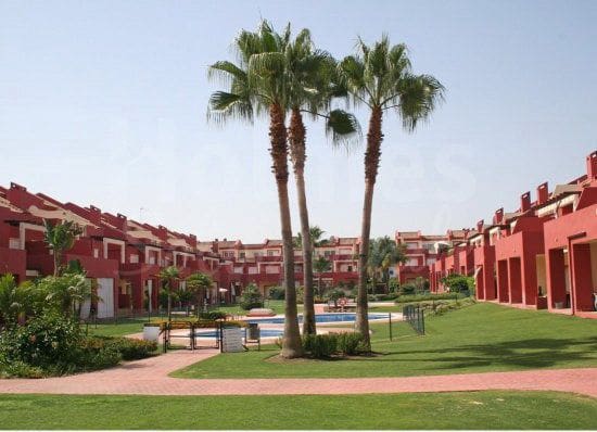 4 bedroom Villa for rent in Sotogrande Costa, San Roque - € 2,000 (Ref: 9758681)