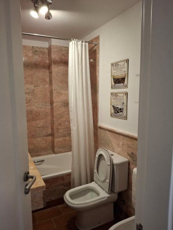 4 bedroom Villa for rent in Sotogrande - € 2,000 (Ref: 9758681)