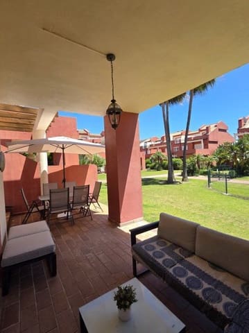 4 bedroom Villa for rent in Sotogrande Costa, San Roque - € 2,000 (Ref: 9758681)