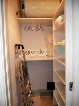 4 quarto Apartamento para arrendar em Sotogrande com piscina garagem - 2 400 € (Ref: 9777787)