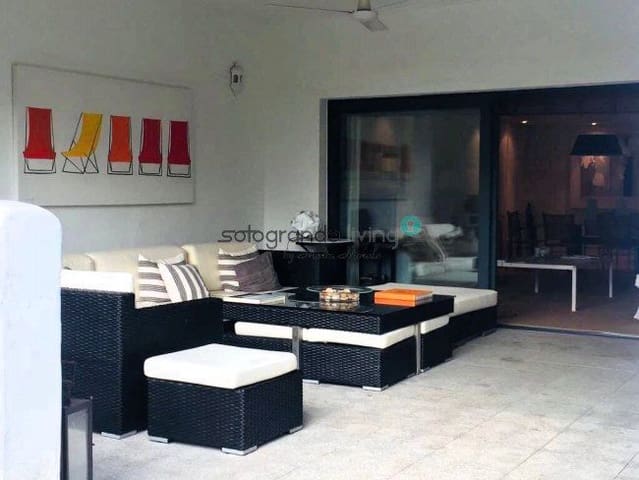 4 quarto Apartamento para arrendar em Sotogrande, San Roque com piscina garagem - 2 400 € (Ref: 9777787)
