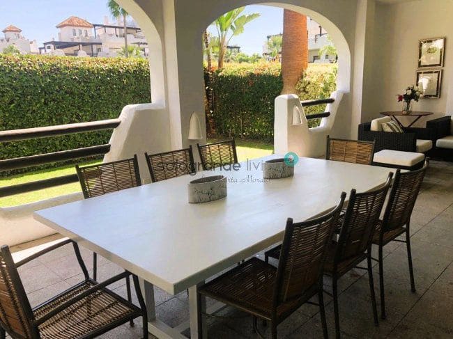 4 quarto Apartamento para arrendar em Sotogrande com piscina garagem - 2 400 € (Ref: 9777787)