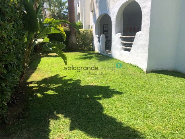 4 quarto Apartamento para arrendar em Sotogrande com piscina garagem - 2 400 € (Ref: 9777787)