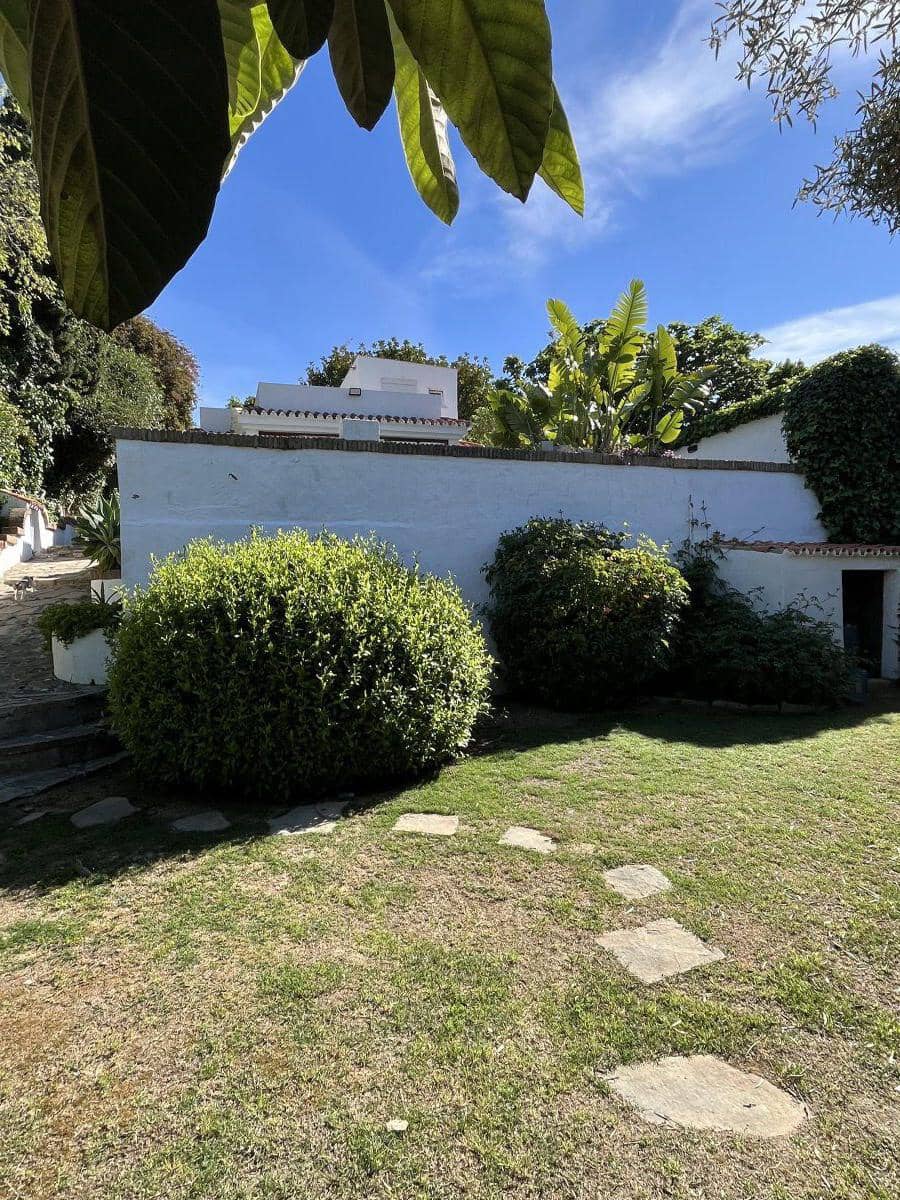 3 bedroom Finca/Country House for sale in Manilva - € 430,000 (Ref: 9784894)
