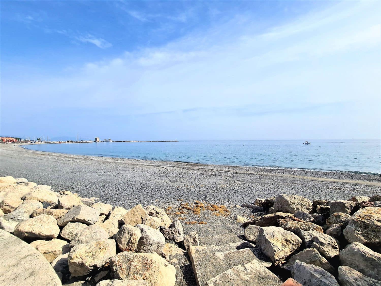 2 soverom Leilighet til leie i Sotogrande med garasje - € 1 800 (Ref: 9790810)