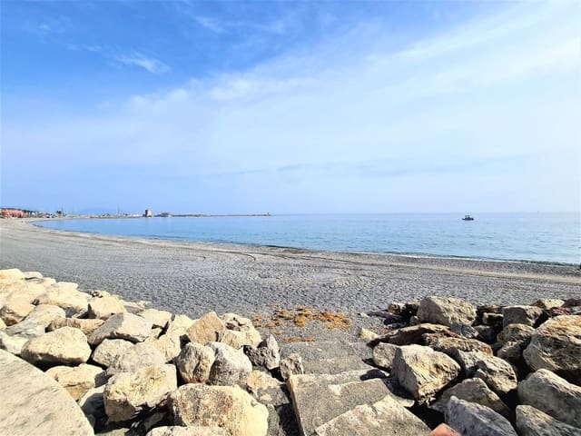 2 soverom Leilighet til leie i Sotogrande, San Roque med garasje - € 1 800 (Ref: 9790810)