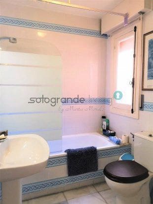 5 bedroom Villa for rent in Sotogrande with pool - € 3,500 (Ref: 9796535)