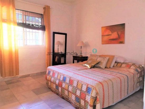 5 bedroom Villa for rent in Sotogrande with pool - € 3,500 (Ref: 9796535)