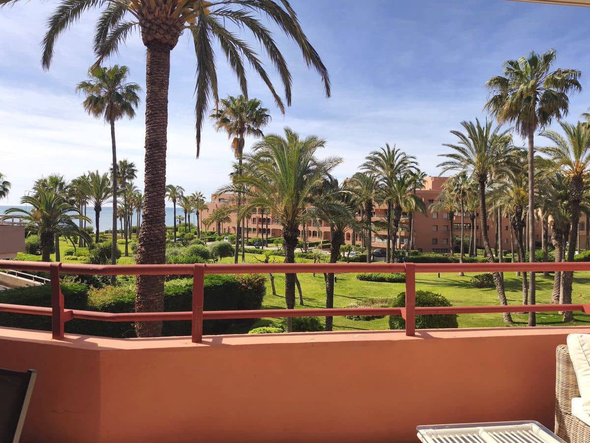 3 soveværelse Lejlighed til leje i Sotogrande med garage - € 2.200 (Ref: 9817811)