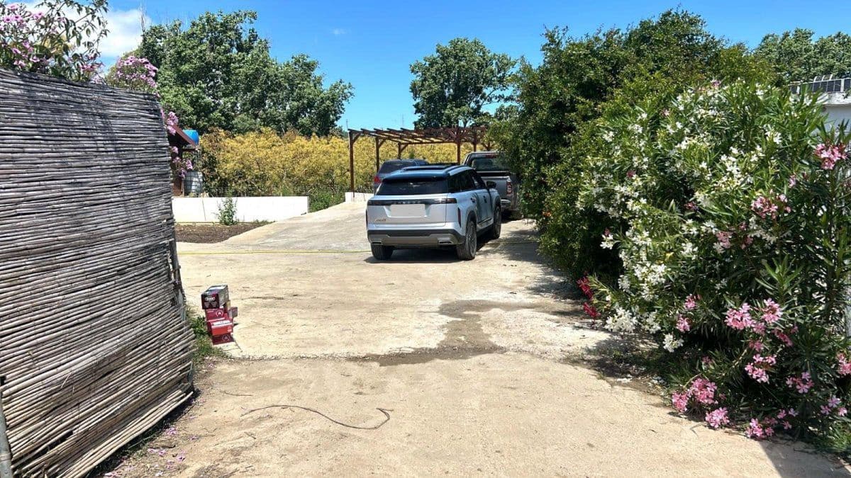 2 bedroom Finca/Country House for sale in San Martin del Tesorillo - € 367,000 (Ref: 9839035)