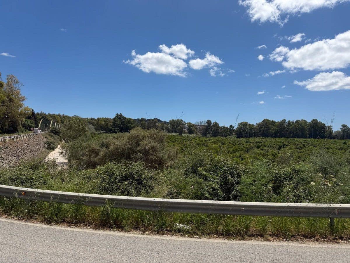 Finca/Landehus til salg i Guadiaro - € 1.080.000 (Ref: 9851517)