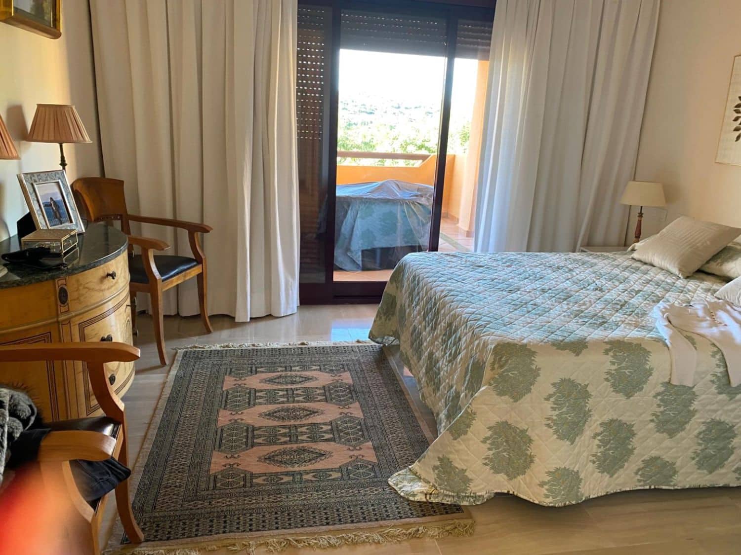 2 bedroom Apartment for rent in Sotogrande with pool garage - € 2,100 (Ref: 9851518)