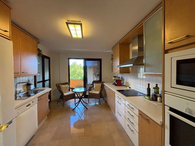 2 Zimmer Apartment zu vermieten in Sotogrande Alto, San Roque mit Pool Garage - 2.100 € (Ref: 9851518)