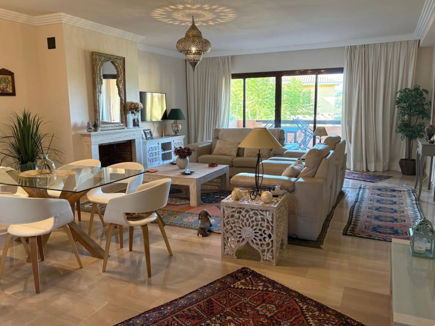 2 bedroom Apartment for rent in Sotogrande with pool garage - € 2,100 (Ref: 9851518)