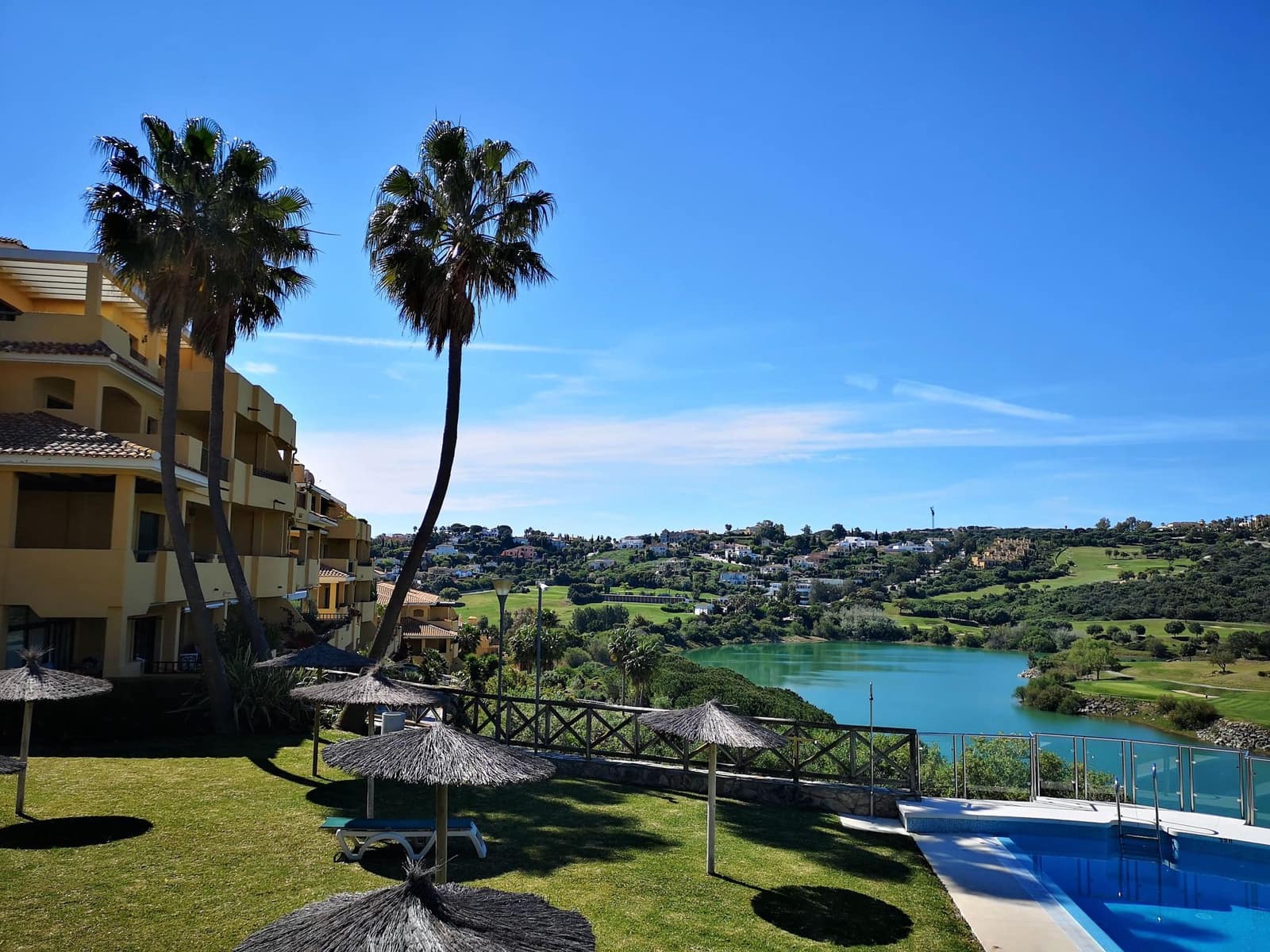 2 bedroom Apartment for rent in Sotogrande with pool garage - € 2,100 (Ref: 9851518)