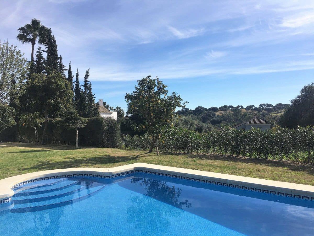 6 bedroom Villa for rent in Sotogrande with pool - € 6,000 (Ref: 9866735)