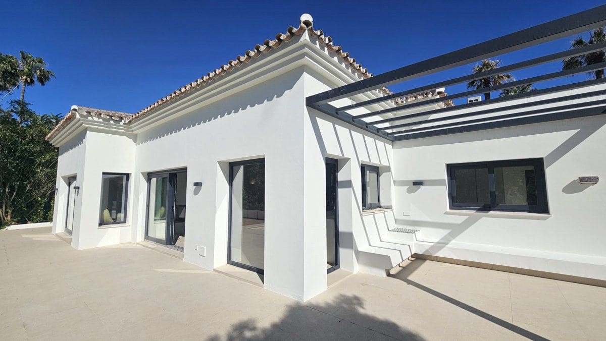 5 sypialnia Willa na sprzedaż w Sotogrande - 2 275 000 € (Ref: 9878178)