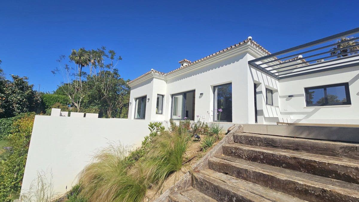 5 sypialnia Willa na sprzedaż w Sotogrande - 2 275 000 € (Ref: 9878178)