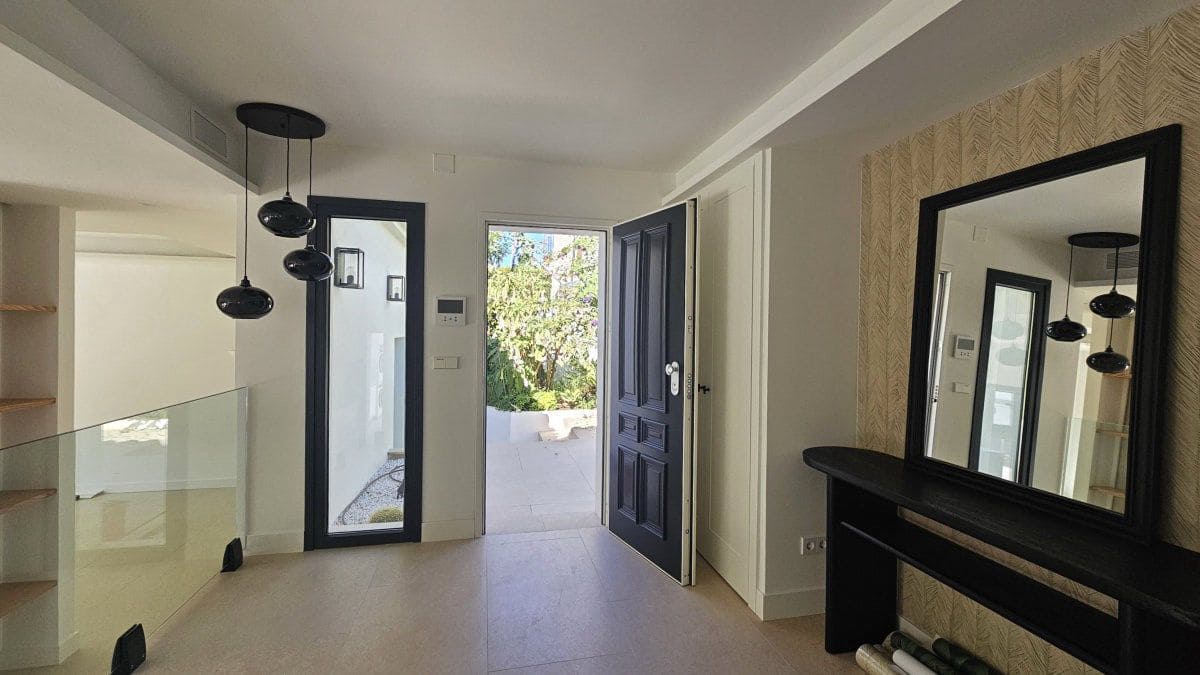 5 sypialnia Willa na sprzedaż w Sotogrande - 2 275 000 € (Ref: 9878178)