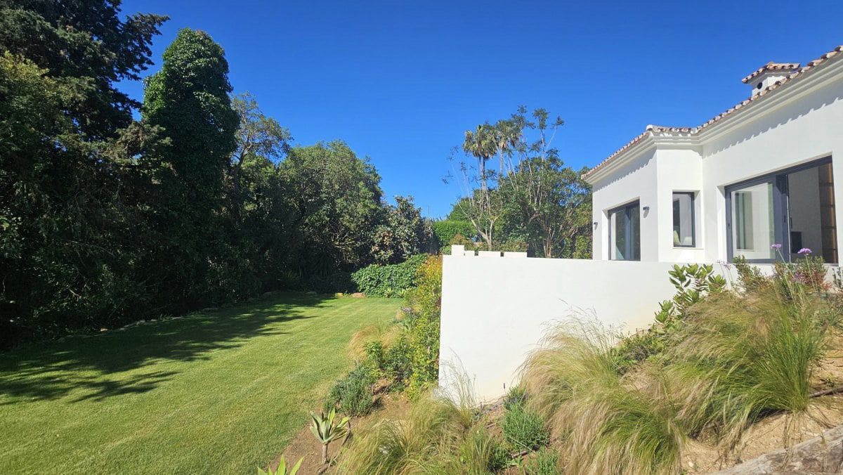 5 sypialnia Willa na sprzedaż w Sotogrande - 2 275 000 € (Ref: 9878178)