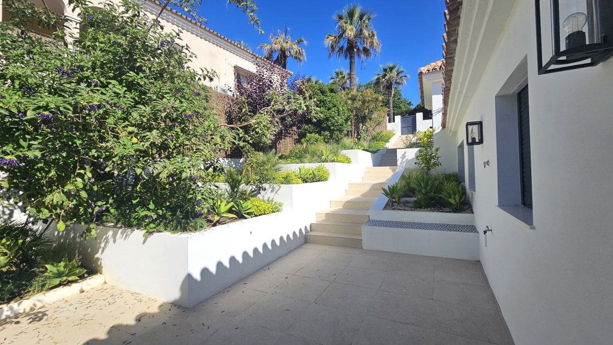 5 sypialnia Willa na sprzedaż w Sotogrande - 2 275 000 € (Ref: 9878178)