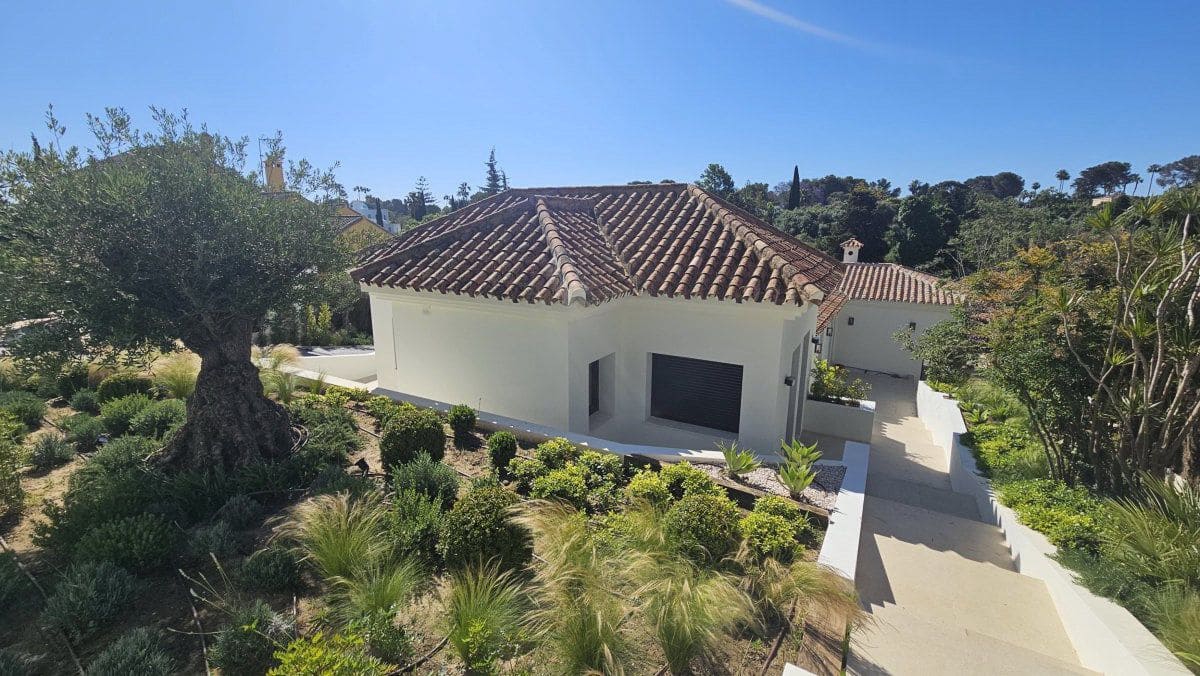 5 sypialnia Willa na sprzedaż w Sotogrande - 2 275 000 € (Ref: 9878178)