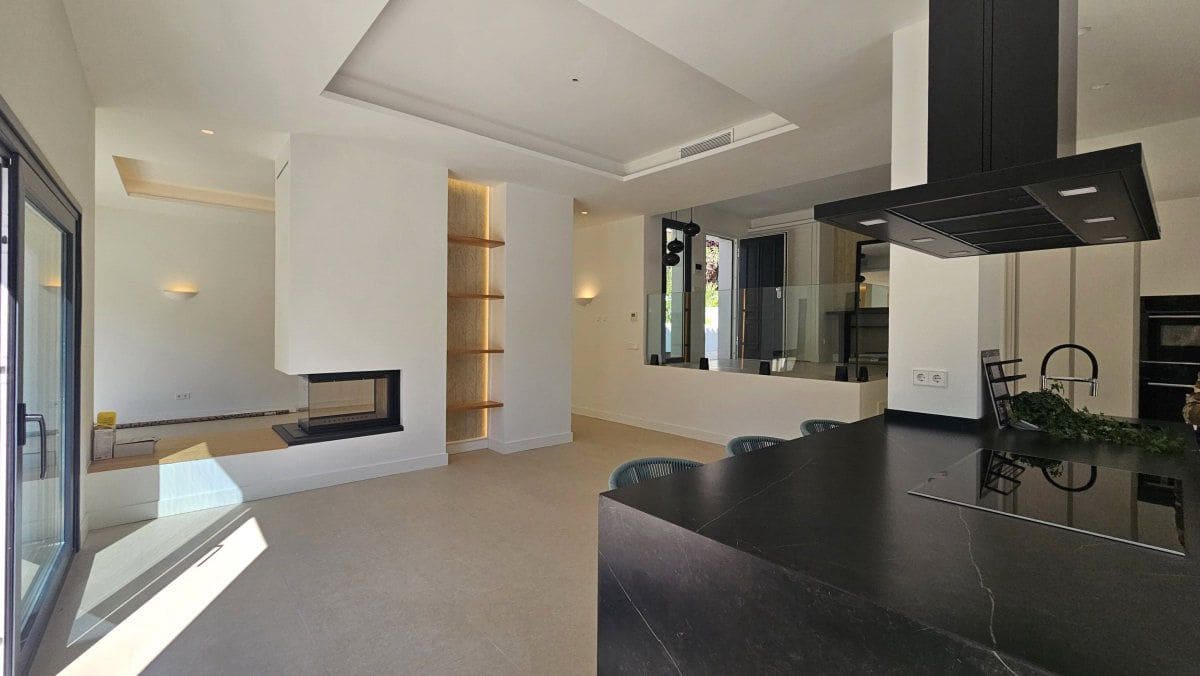 5 sypialnia Willa na sprzedaż w Sotogrande - 2 275 000 € (Ref: 9878178)