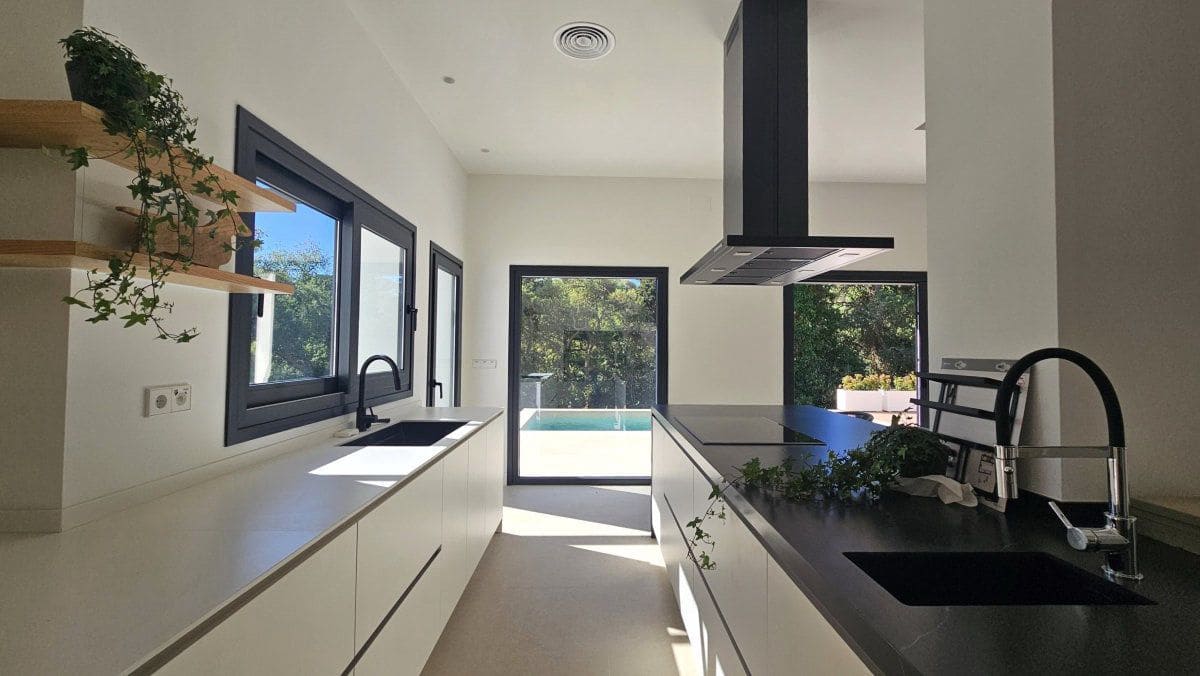 5 sypialnia Willa na sprzedaż w Sotogrande - 2 275 000 € (Ref: 9878178)