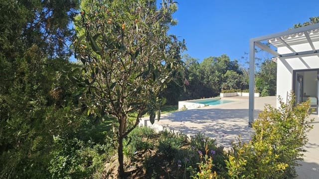 5 sypialnia Willa na sprzedaż w Sotogrande Costa, San Roque - 2 275 000 € (Ref: 9878178)