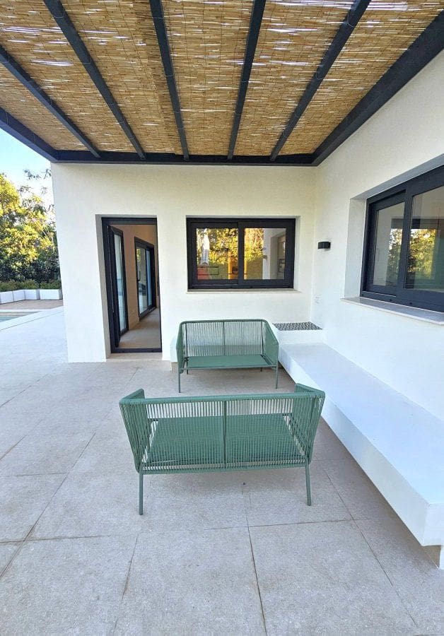 5 bedroom Villa for sale in Sotogrande - € 2,275,000 (Ref: 9878178)
