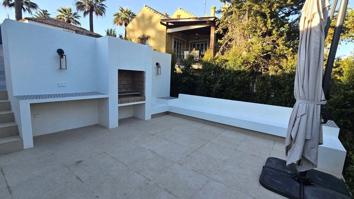 5 bedroom Villa for sale in Sotogrande - € 2,275,000 (Ref: 9878178)