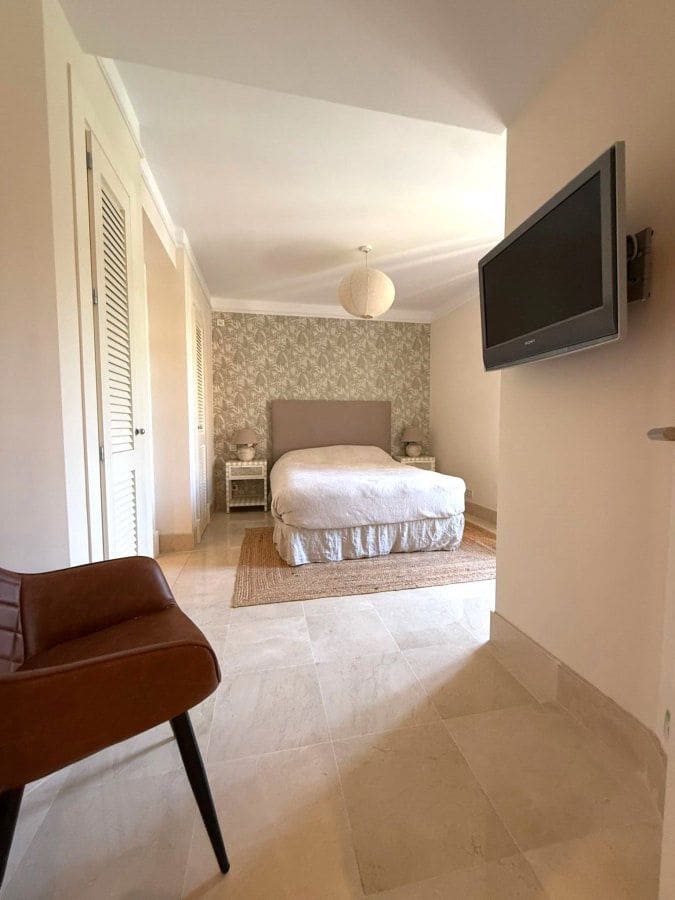 3 makuuhuone Huoneisto vuokrattavana paikassa Sotogrande mukana 
autotalli - 4 500 € (Ref: 9906967)