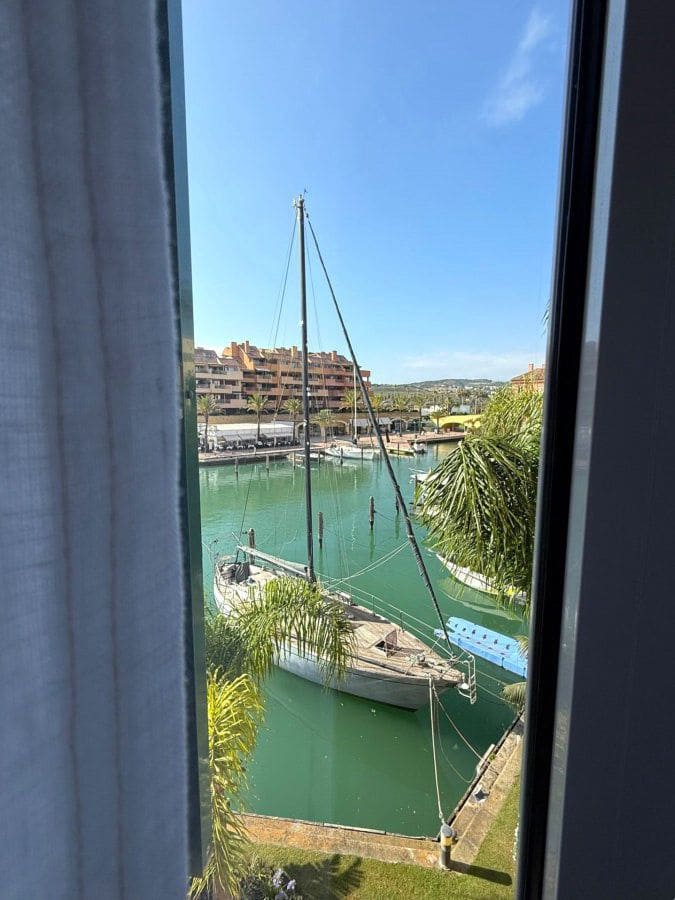3 makuuhuone Huoneisto vuokrattavana paikassa Sotogrande mukana 
autotalli - 4 500 € (Ref: 9906967)