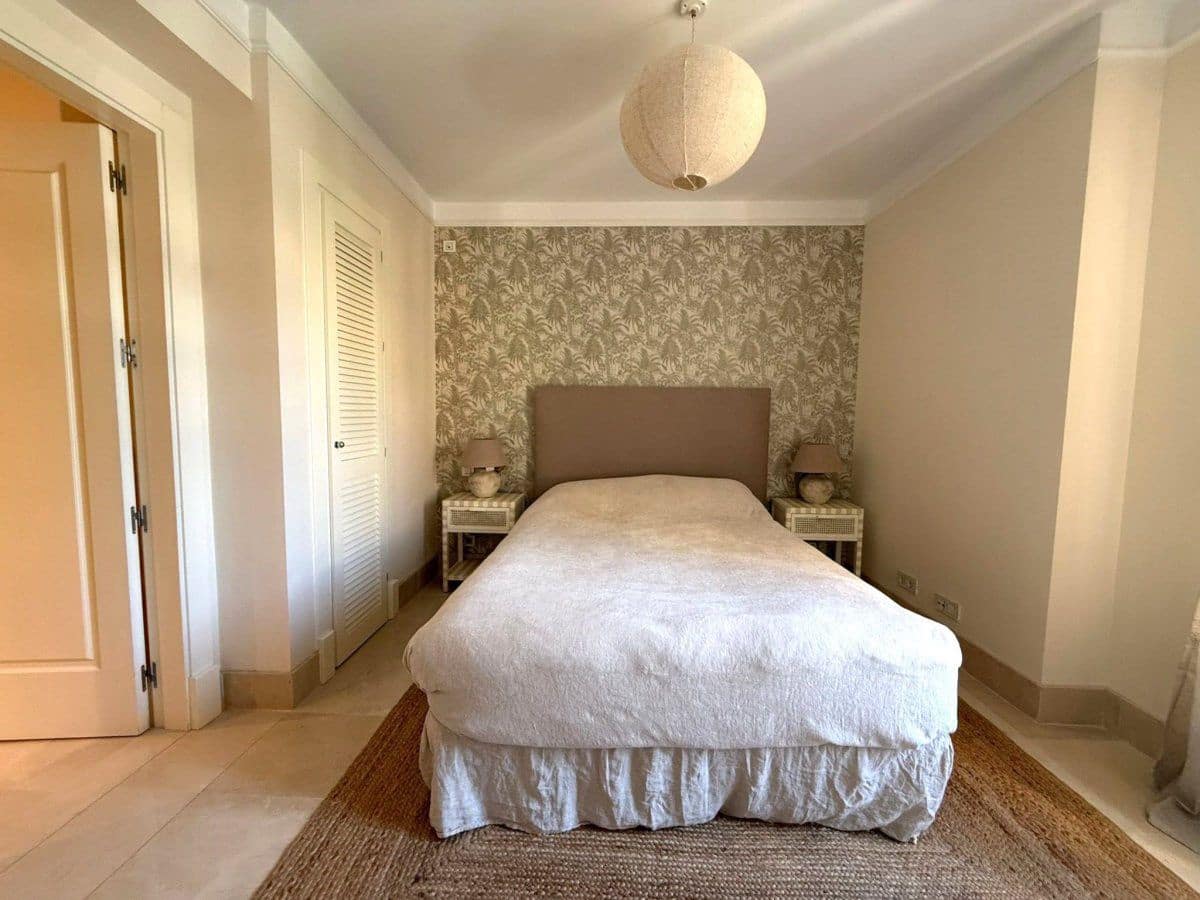 3 makuuhuone Huoneisto vuokrattavana paikassa Sotogrande mukana 
autotalli - 4 500 € (Ref: 9906967)