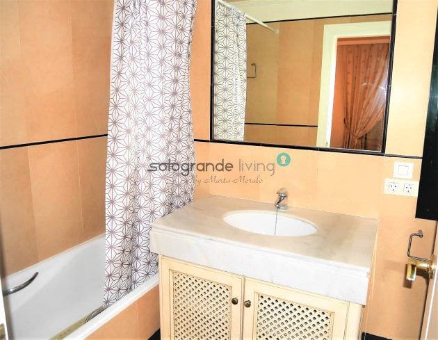 3 bedroom Apartment for rent in Sotogrande with pool garage - € 2,500 (Ref: 9928954)