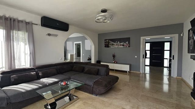 4 camera da letto Villa in vendita in Sotogrande Costa, San Roque - 1.550.000 € (Rif: 9928955)