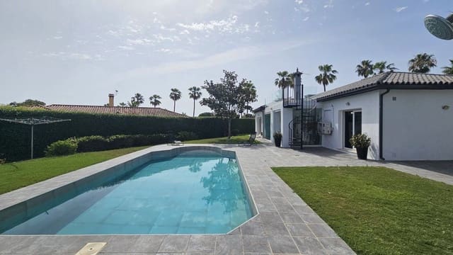 4 sovrum Villa till salu i Sotogrande Costa, San Roque - 1 550 000 € (Ref: 9928955)