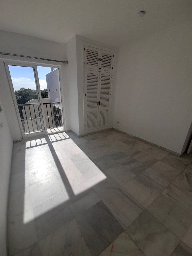 7 soverom Villa til salgs i Sotogrande - € 1 850 000 (Ref: 9941855)