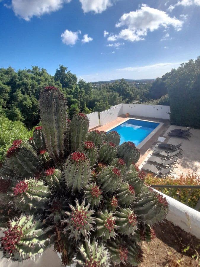 7 soverom Villa til salgs i Sotogrande - € 1 850 000 (Ref: 9941855)