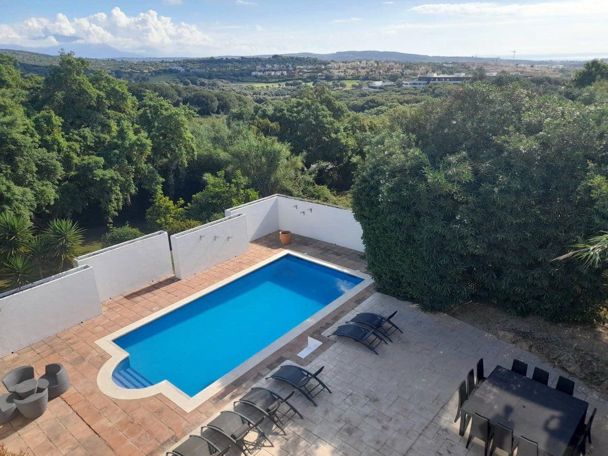 7 soverom Villa til salgs i Sotogrande - € 1 850 000 (Ref: 9941855)