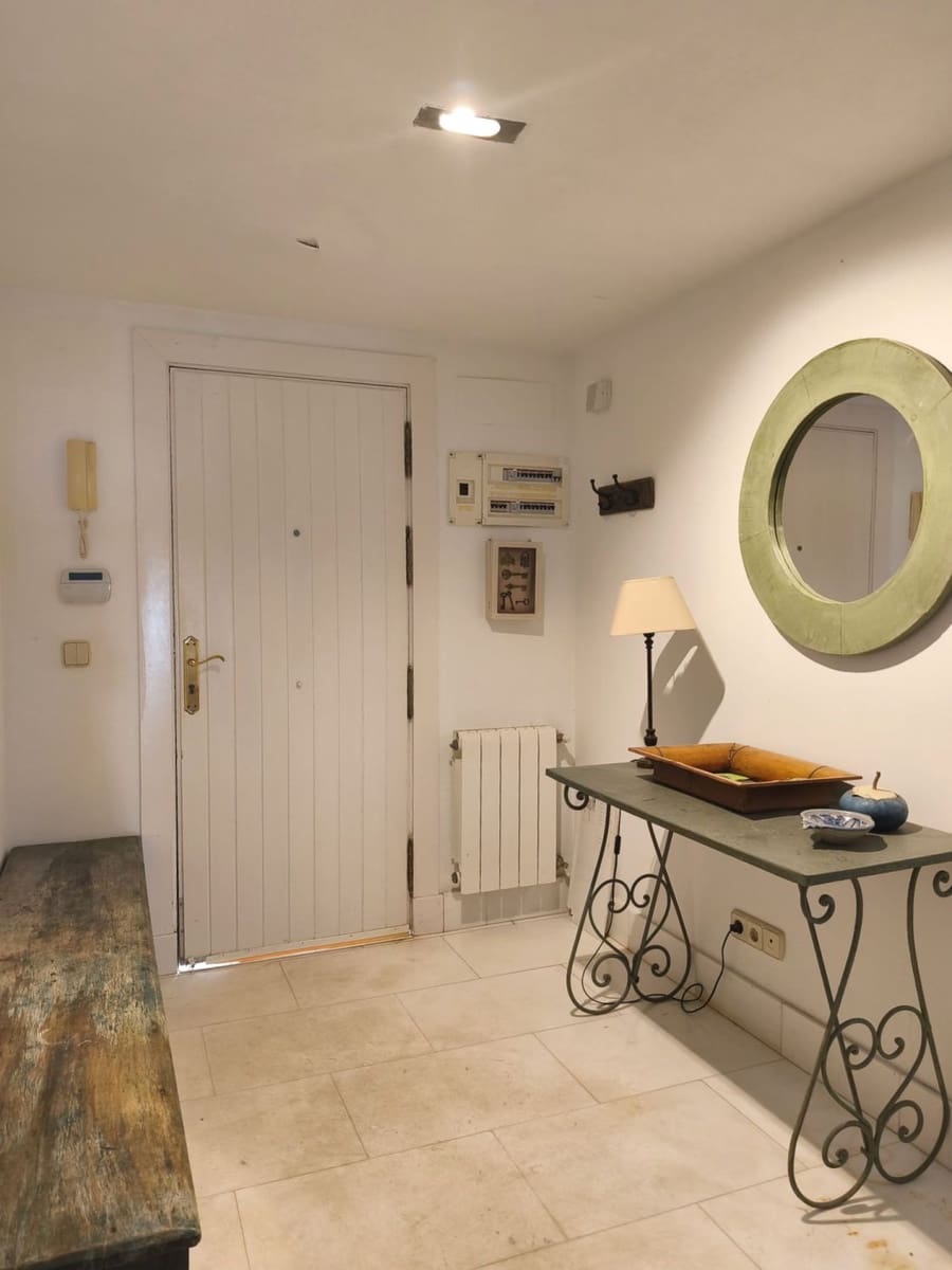 5 soveværelse Byhus til leje i Sotogrande med swimmingpool - € 3.000 (Ref: 9947407)