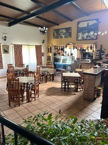 Ravintola/baari myytävänä paikassa San Pablo de Buceite, Jimena de la Frontera - 1 575 000 € (Ref: 9949343)